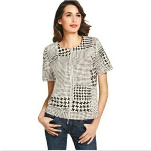 EUC | CAbi | Coupe Bomber Zip Houndstooth Short Sleeve | Black & Ivory - Picture 1 of 4